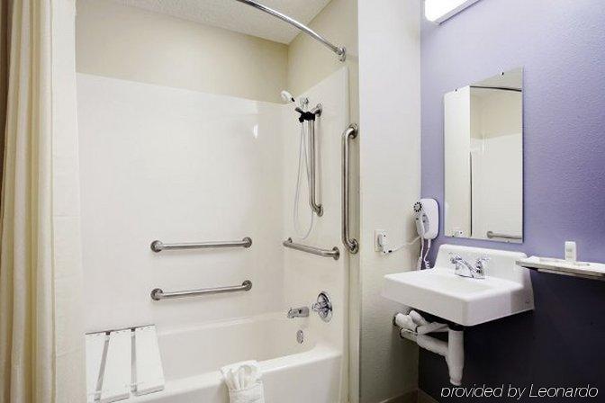 Stay Beyond Inn & Suites Elma Extérieur photo